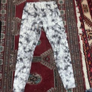 NWOT lululemon wunder Under 10